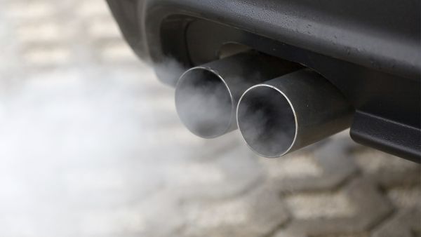 Nuovi limiti alle emissioni auto nell'UE
