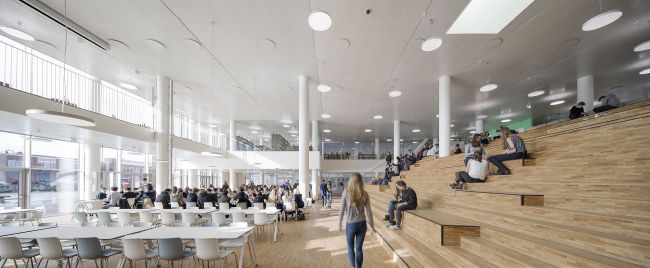Scuola Internazionale di Copenhagen con la più grande facciata solare del mondo 3