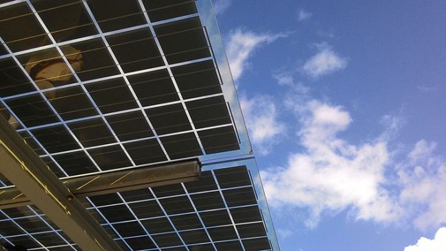  Integrazione del sistema solare fotovoltaico nella copertura di una pensilina