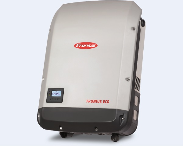 Inverter trifase Fronius Eco per impianti su larga scala 1