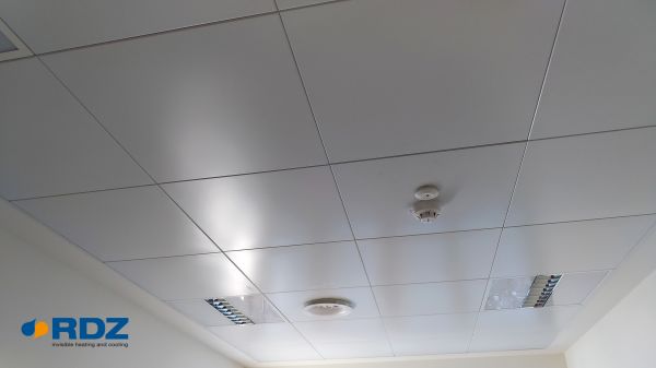 Il sistema radiante a soffitto b!klimax+ si può personalizzare 