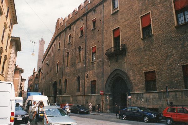Palazzo Pepoli Vecchio