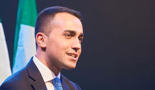 Luigi di Maio chiede che l'Italia punti sulle rinnovabili