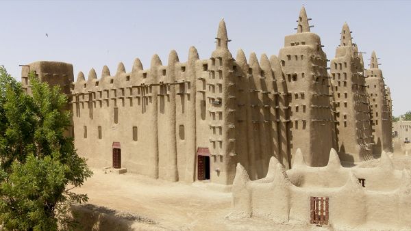 Costruire in terra cruda, Moschea di Djenné