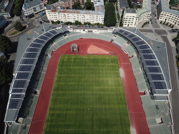 Moduli fotovoltaici Panasonic per lo stadio di Oslo