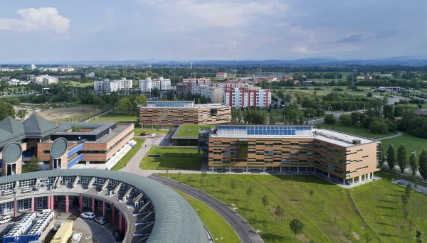 Il complesso Green Life di Crèdit Agricole a Parma