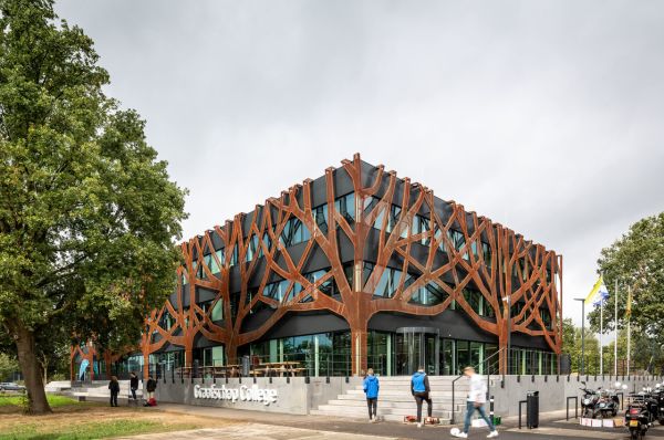 Architettura, sport e sostenibilità per la sede del Graafschap College