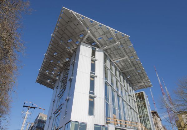 L’edificio per uffici più sostenibile al mondo? Il Bullitt Center di Seattle
