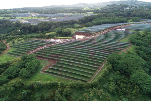 Hawaii verso il 100% di rinnovabili grazie a un nuovo progetto di fotovoltaico + accumulo