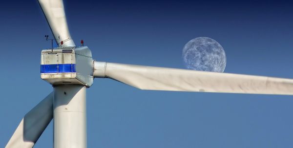 Rinnovabili: nuovo record per l'eolico offshore