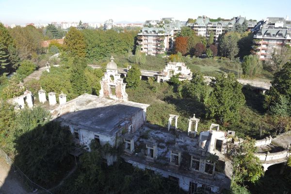 Scuderie de Montel Milano, oggi prima dell'intervento di riqualificazione