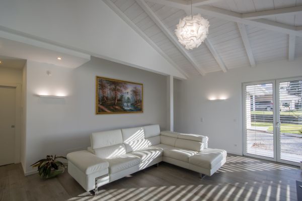 Vario Haus realizza una villa Varese: Consumi energetici irrisori e massimo comfort