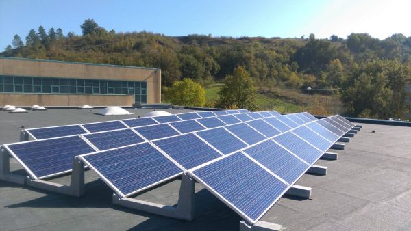 Supporti per moduli fotovoltaici su copertura piana: connect 30° posa orizzontale