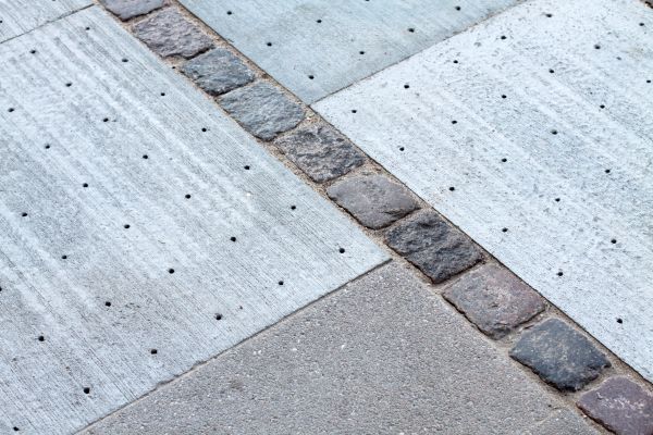 Pavimentazione The Climate Tile a Copenhagen con i fori di drenaggio