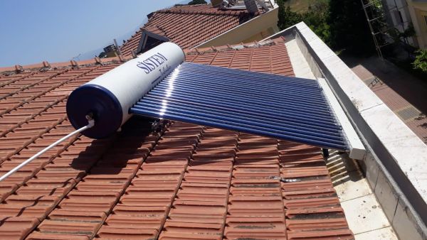 X-WIN: Solare termico HEAT-PIPE, sostenibilità e risparmio energetico