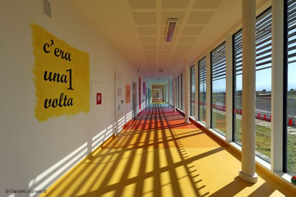 Massima illuminazione naturale per la scuola Nzeb di Carignano