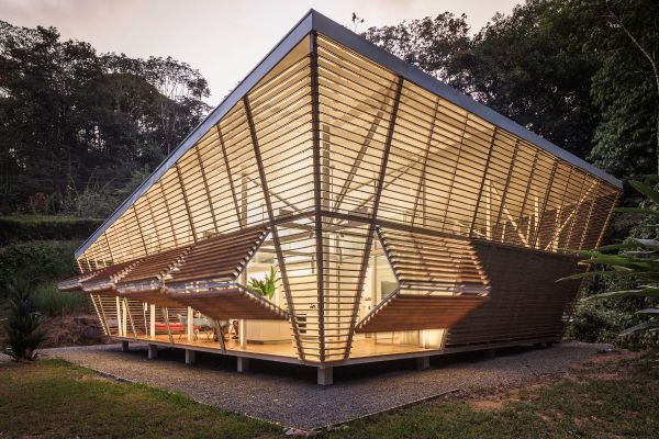 No footprint house: In Costa Rica realizzata una casa con impronta zero di carbonio