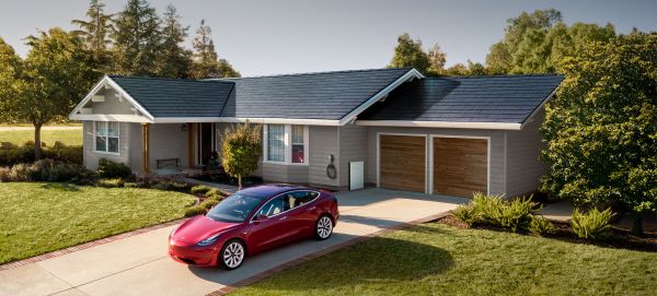 Il tetto solare di Tesla potrebbe essere pronto per il mercato di massa
