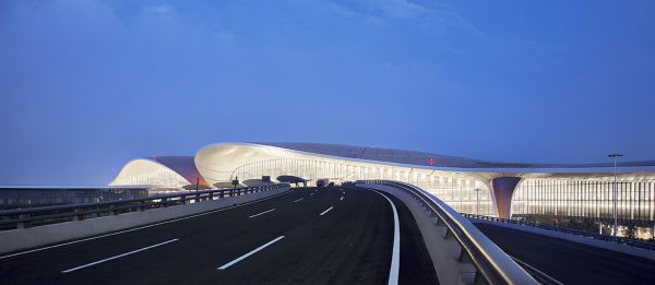 Daxing Airport a Pechino firmato ZHA, a forma di stella marina gigante