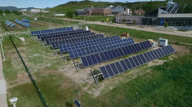 Pannelli fotovoltaici bifacciali: più energia allo stesso costo