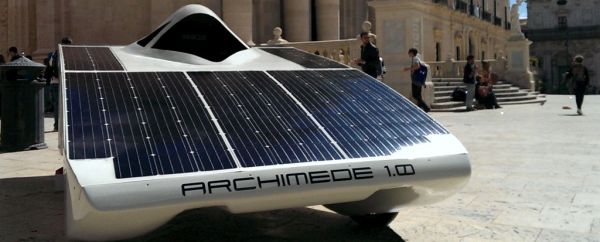 La macchina elettrica alimentata da fotovoltaico è realtà 1