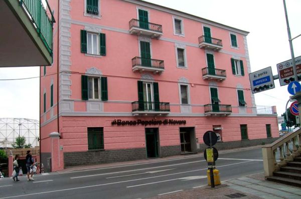 Riqualificazione energetica di un edificio storico a Vado Ligure 1