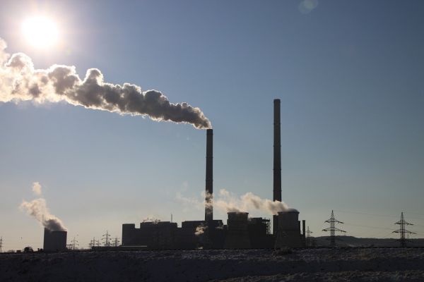 Fissati dalla CE obiettivi vincolanti per un futuro a basse emissioni di CO2 1
