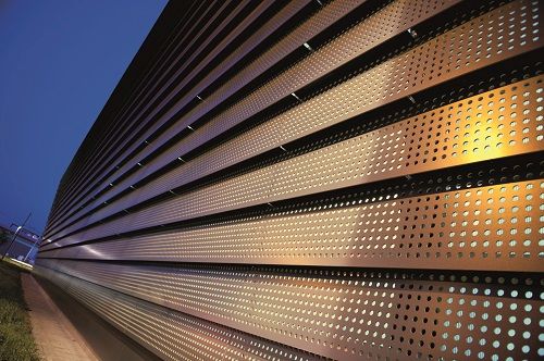 Isolamento e rivestimento di facciate ventilate con redair® Pannelli rivestimento facciate