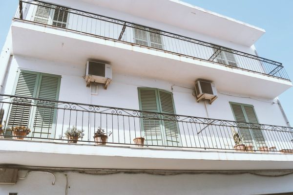 Mercato delle case dominato da edifici inefficienti in classe g Classe energetica delle case