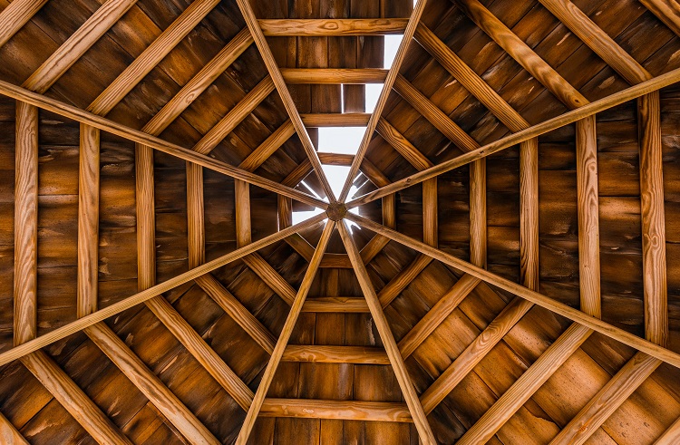 Tetti in legno: tra ottima resa estetica e risparmio energetico