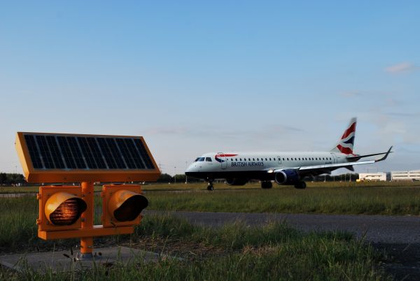 Illuminazione solare per il London City Airport