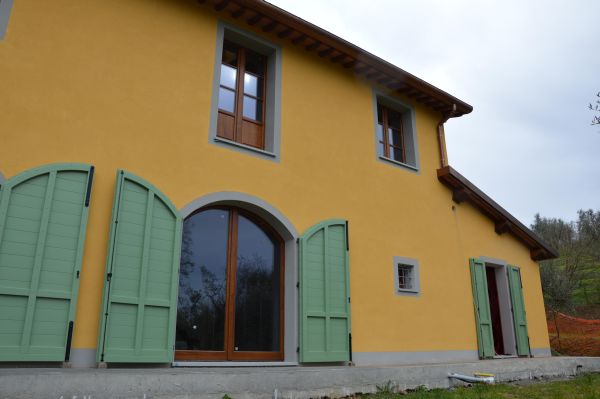 Norhaus firma villa in xlam a Pistoia