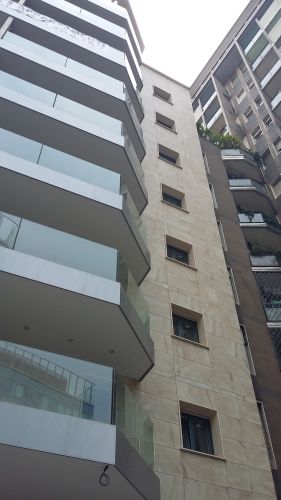 Ristrutturazione energetica efficiente di un edificio residenziale a Milano