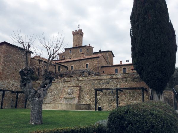 Caldaia KWB per riscaldare il resort Castello Banfi