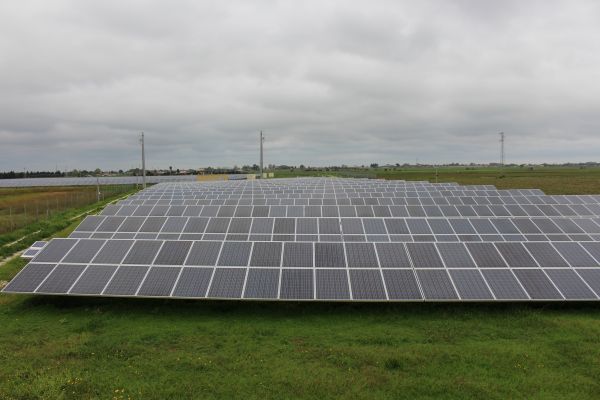 Rigenerare i moduli fotovoltaici che perdono efficienza