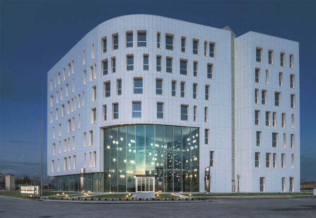 Architettura sostenibile e rinnovabile per il nuovo headquarter Forti