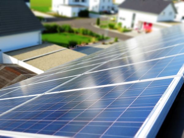 La stampa locale delle celle solari in perovskite può salvaguardare le risorse