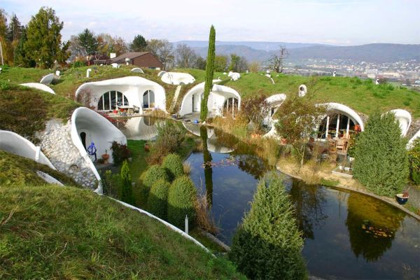 Architettura ipogea: i vantaggi di vivere in una casa sotto terra