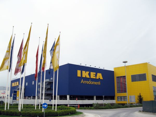 Pannelli fotovoltaici nei punti vendita Ikea Italia 12
