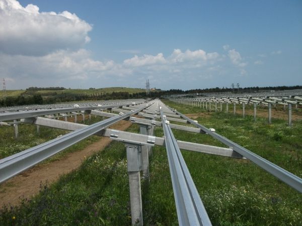 STRUKTURE  realizza il campo fotovoltaico da 4MW in provincia di Catanzaro