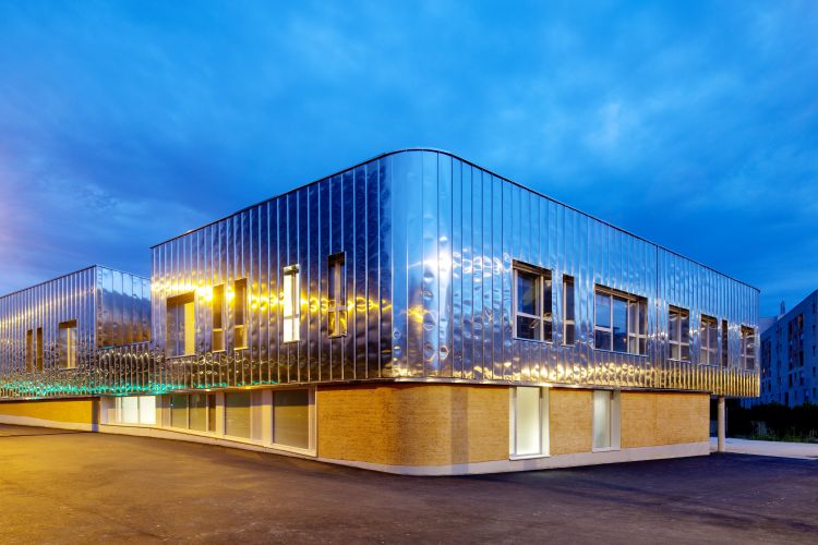 La scuola materna ed elementare Miriam Makeba di Nanterre