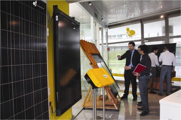 SolarTruck: il progetto Centrosolar per diffondere i vantaggi del fotovoltaico