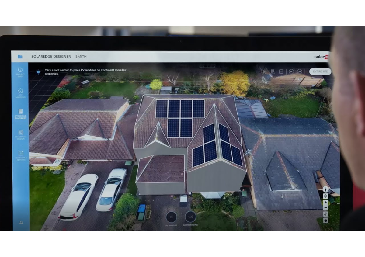 DESIGNER Sistema di Progettazione di pannelli fotovoltaici