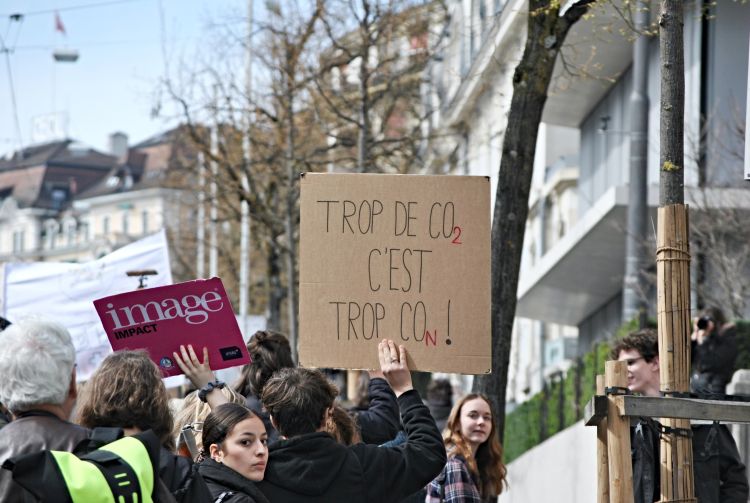 Transizione energetica: i giovani vogliono passare alle rinnovabili green