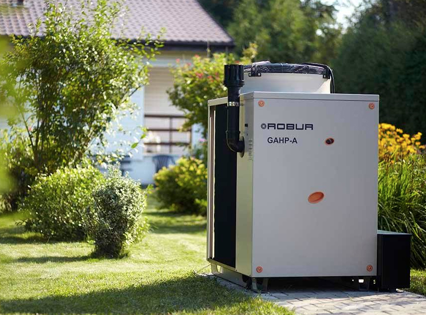 Robur, pompa di calore a gas