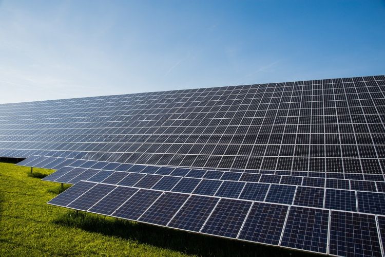 Covid: calato l’inquinamento e aumentata la produzione di energia fotovoltaica