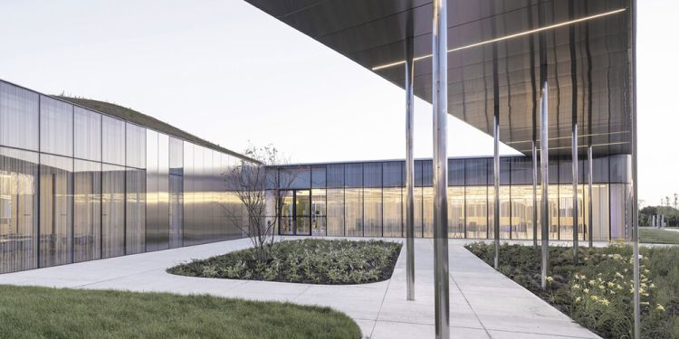 Springdale Library di Brampton verso la certificazione Leed Gold