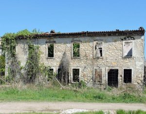 Unità “collabenti”, ok al Superbonus anche senza APE