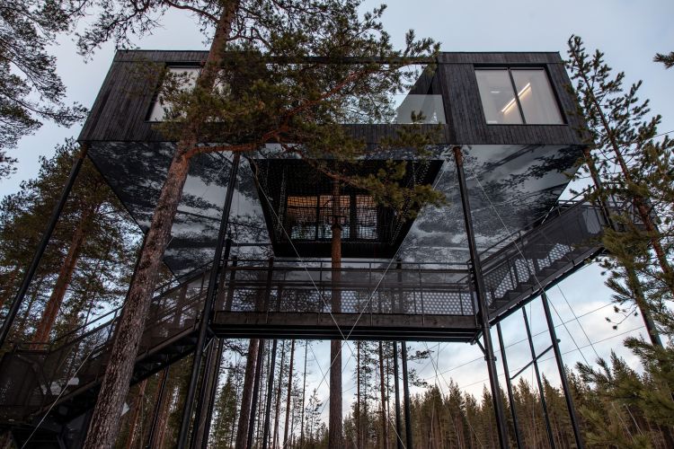 Treehotel a Harads, albergo sostenibile sugli alberi