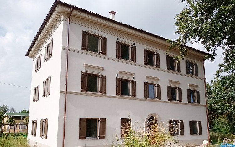 Edificio storico dopo la ricostruzione